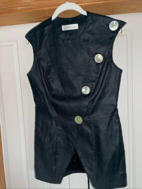 Couture Designer Black Sleeveless Button-Accent Linen Shirt Size 6